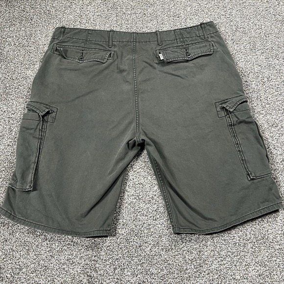 Levis‎ Cargo Shorts Mens 38 Olive Green 11" Utility Outdoor Pockets Canvas - Picture 2 of 10